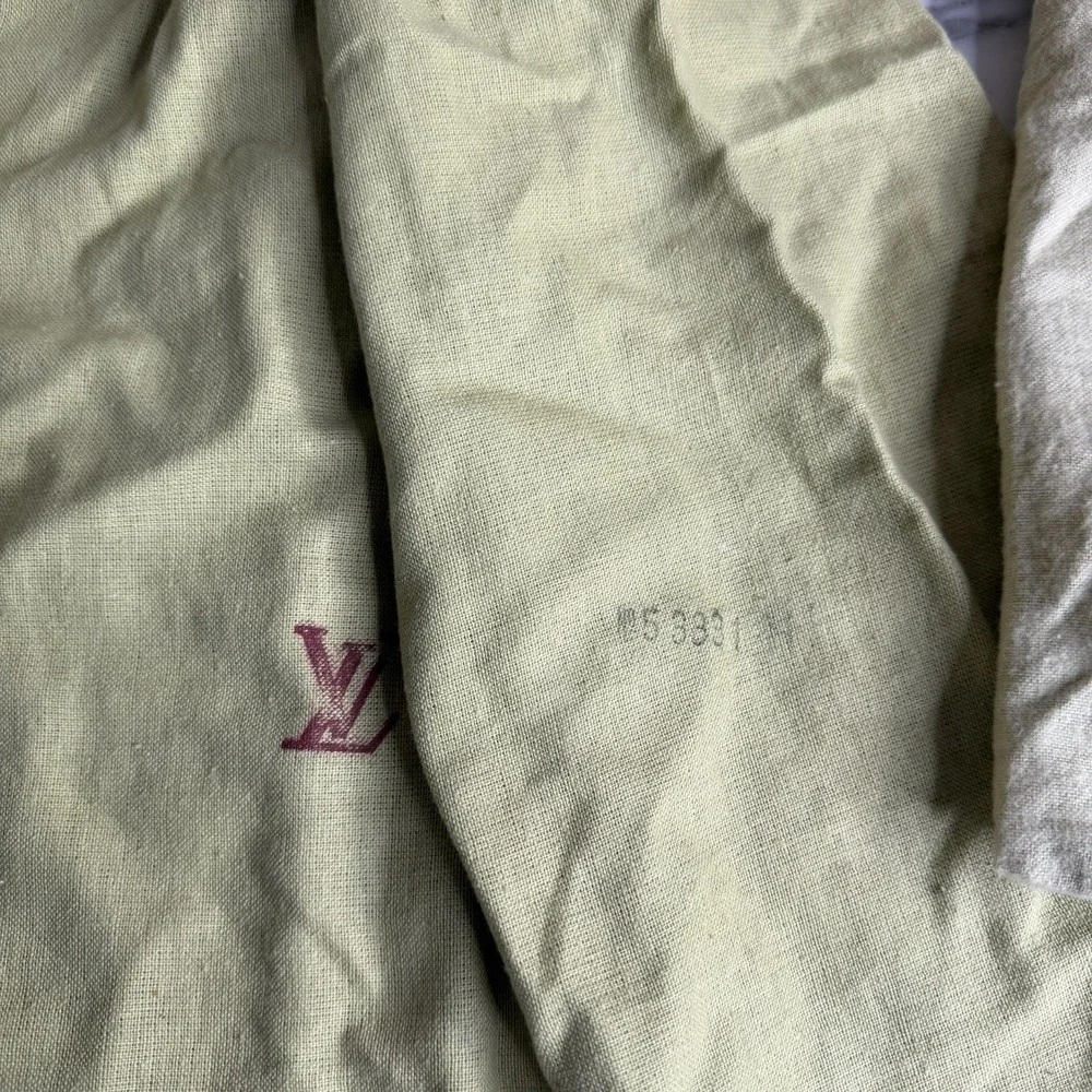 Louis Vuitton louis vuitton